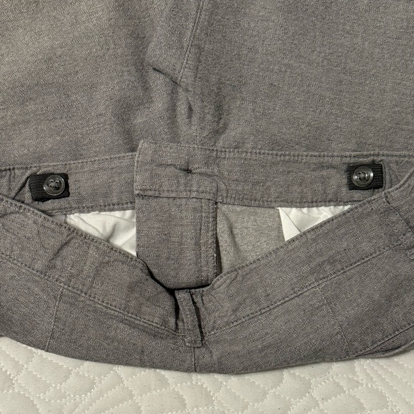 Old Navy Chino Shorts- Boys Size 12 - Picture 10 of 10